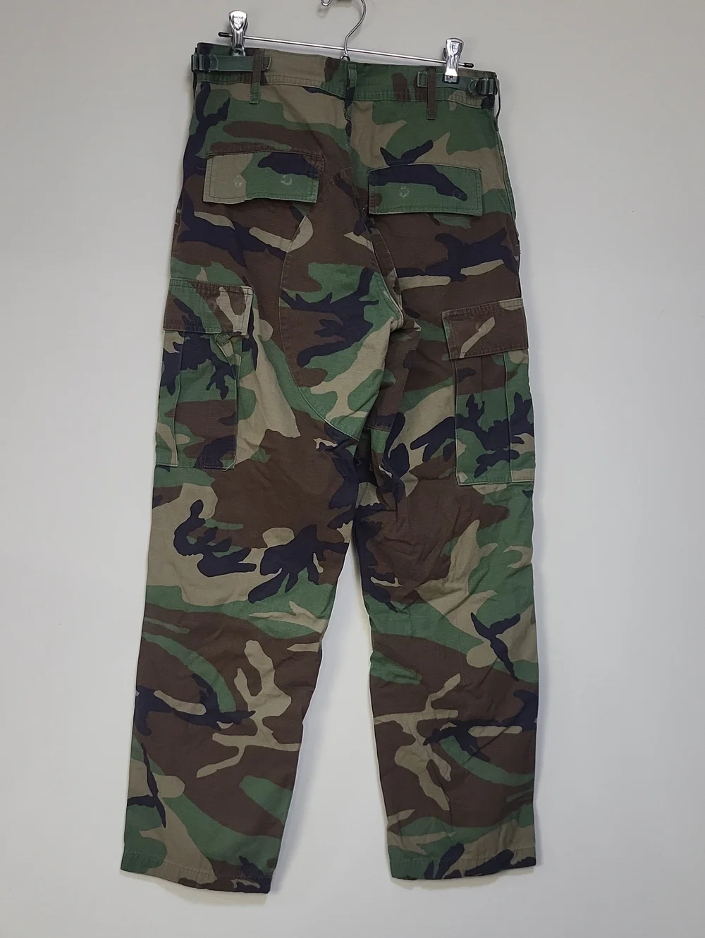 Army Style Camo Cargo Pants With Lots Of Pockets